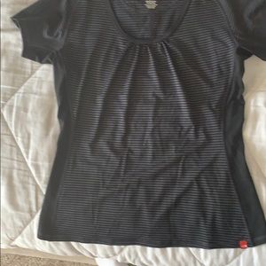 Women’s active ware